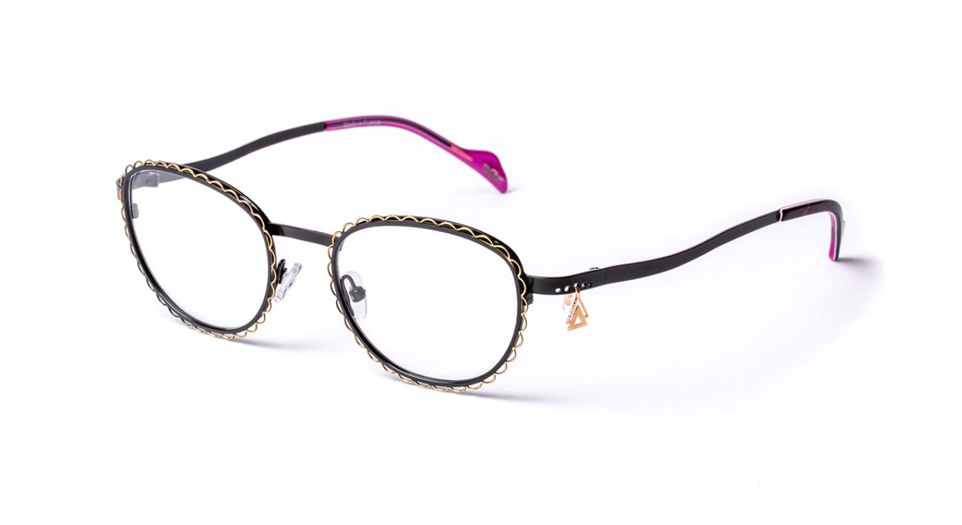Javiera C0050 Black Satin/Gold Brushed