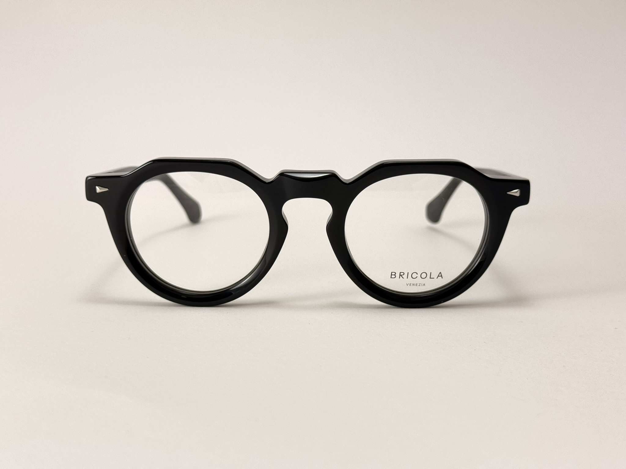 Bacari C01 Black